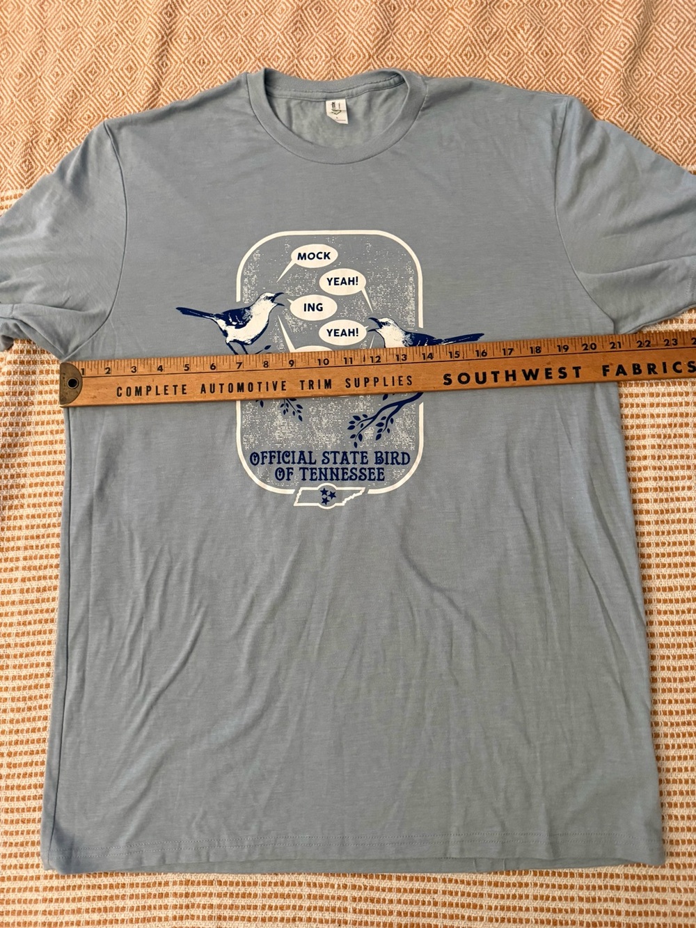 Women’s Short Sleeve Mockingbird Graphic Tee - State Bird of Tennessee - Picture 6 of 9
